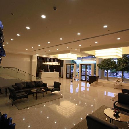 Vijayawāda Goutham Grand Hotel - Tenali المظهر الخارجي الصورة