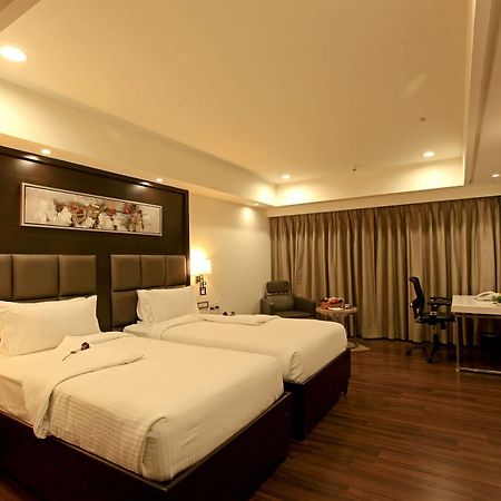 Vijayawāda Goutham Grand Hotel - Tenali المظهر الخارجي الصورة