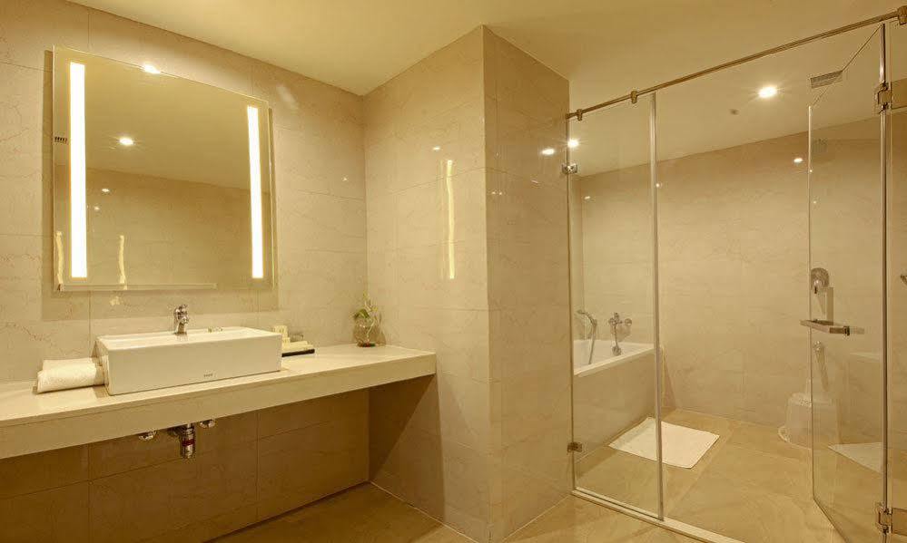Vijayawāda Goutham Grand Hotel - Tenali المظهر الخارجي الصورة